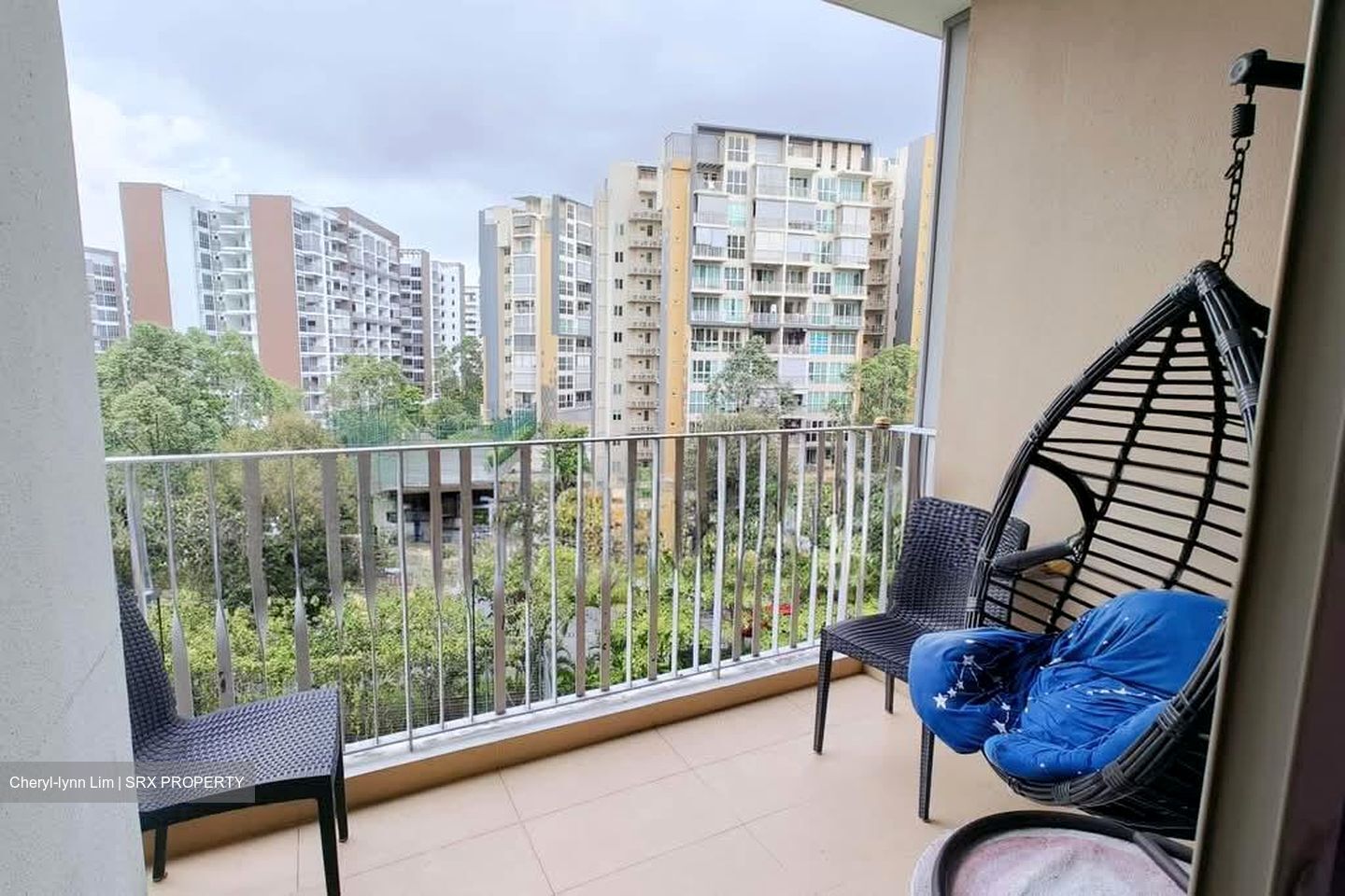 Sea Esta (D18), Condominium #573920381